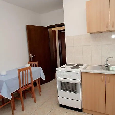 Iva Apartment *