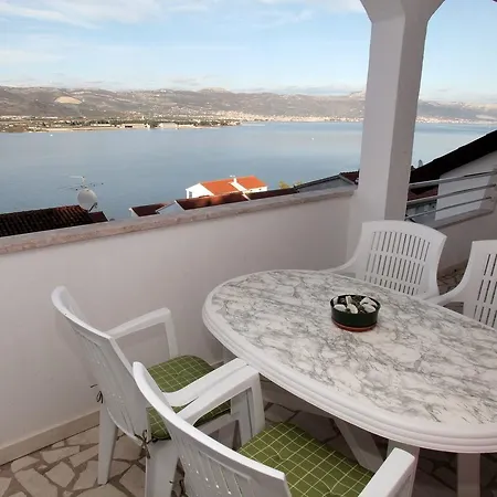 Iva Apartment