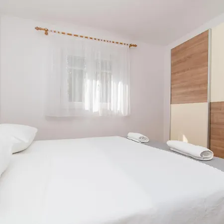 Apartment Iva Trogir