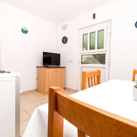 Iva Apartment *