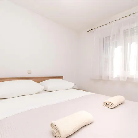 Apartment Iva *